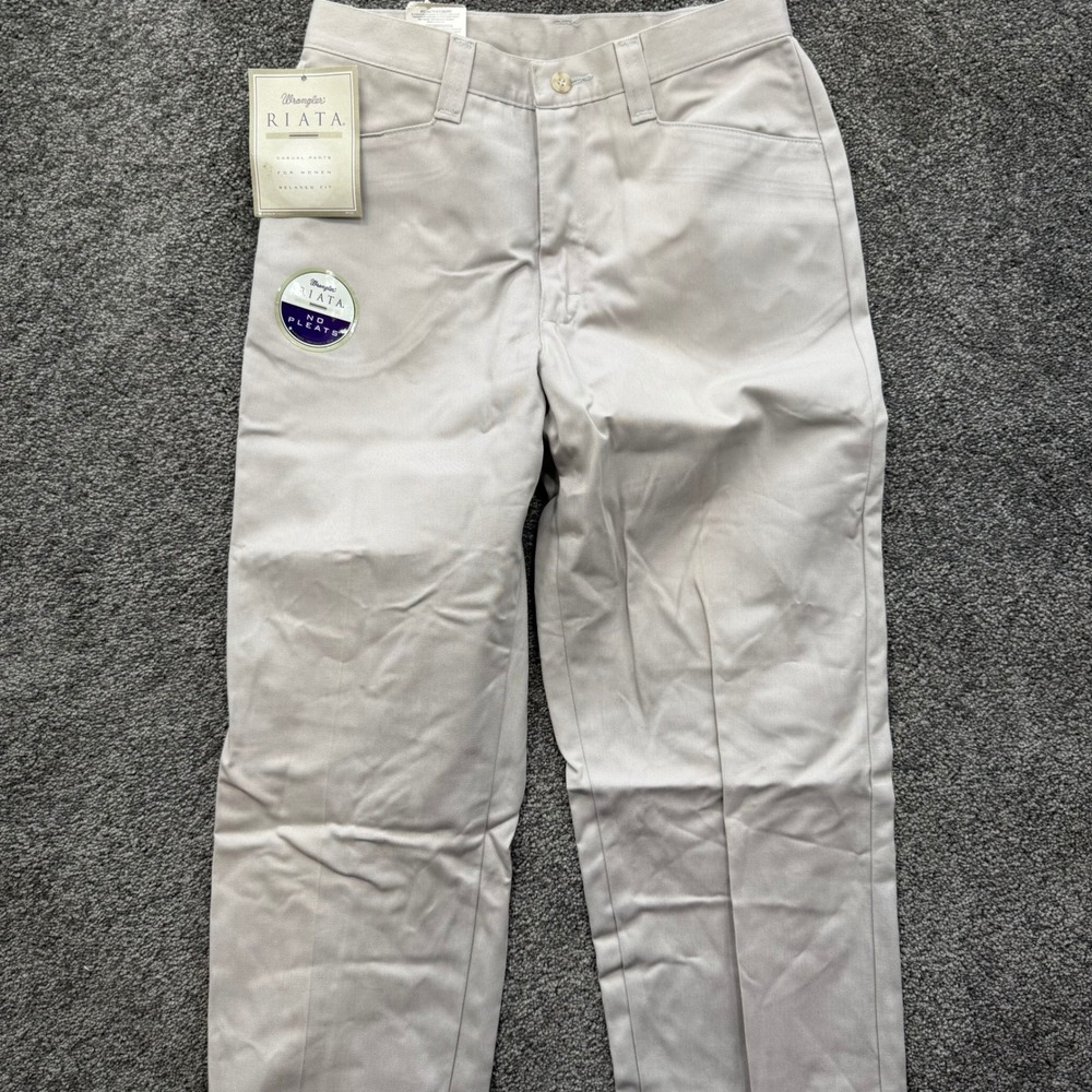 Wrangler Riata Womens Relaxed Fit Khaki Pants Flat Front 8x36 WW090PT New